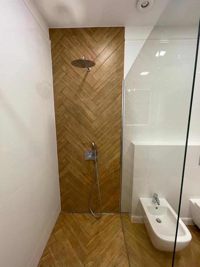 Route 7 Rooms Myślenice Eksteriør billede