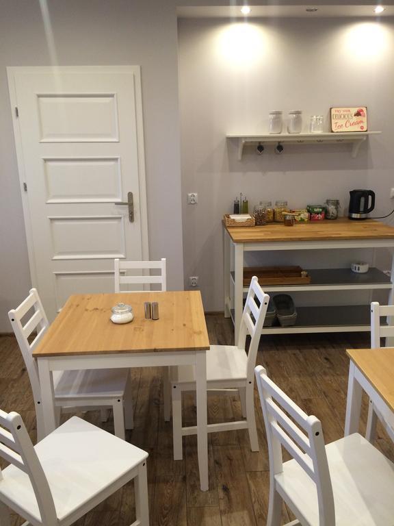 Route 7 Rooms Myślenice Eksteriør billede