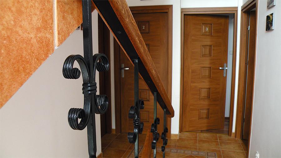 Route 7 Rooms Myślenice Eksteriør billede